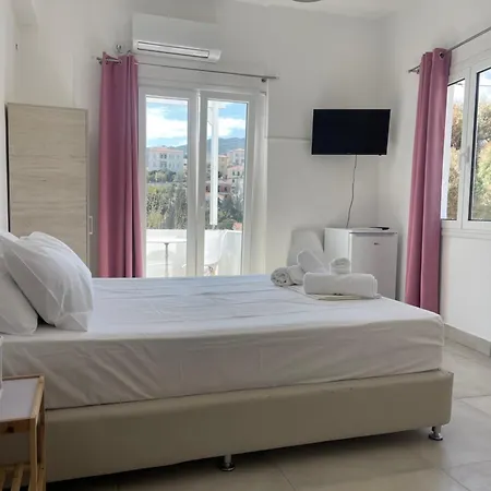 Iokasti Apartament *