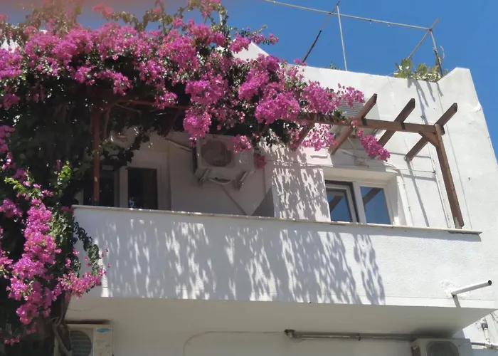 Apartamento Iokasti *